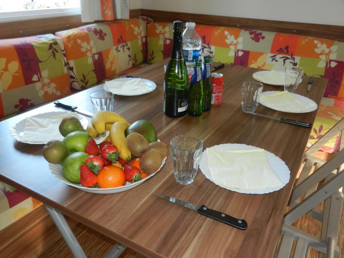 Mareva37 Guest House Trogues Luaran gambar