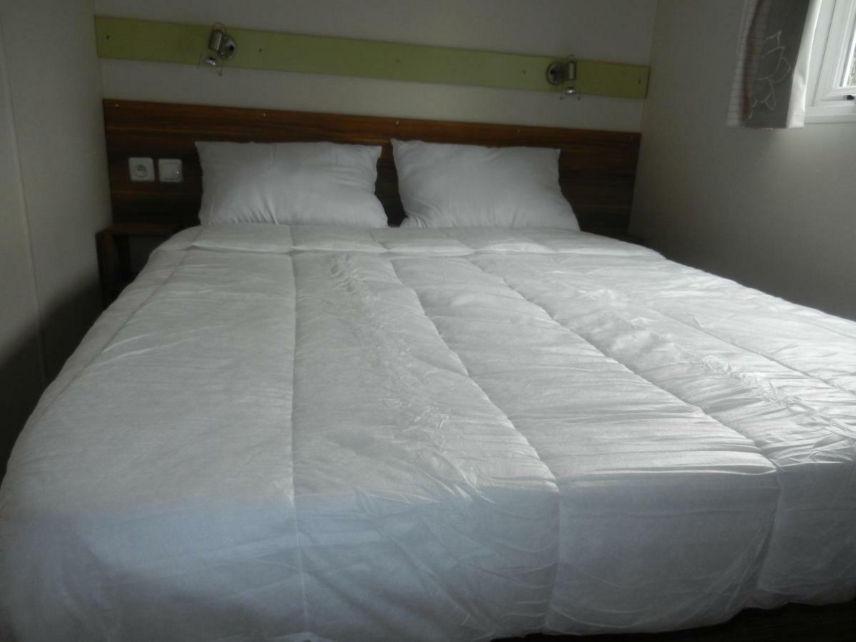 Mareva37 Guest House Trogues Luaran gambar
